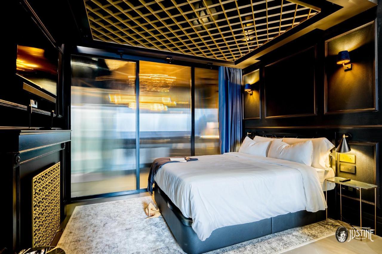 Suite Shibari By Justine Apartments Sobria Elegante Y Pecaminosa Apartamento Turistico En Madrid Rio ภายนอก รูปภาพ